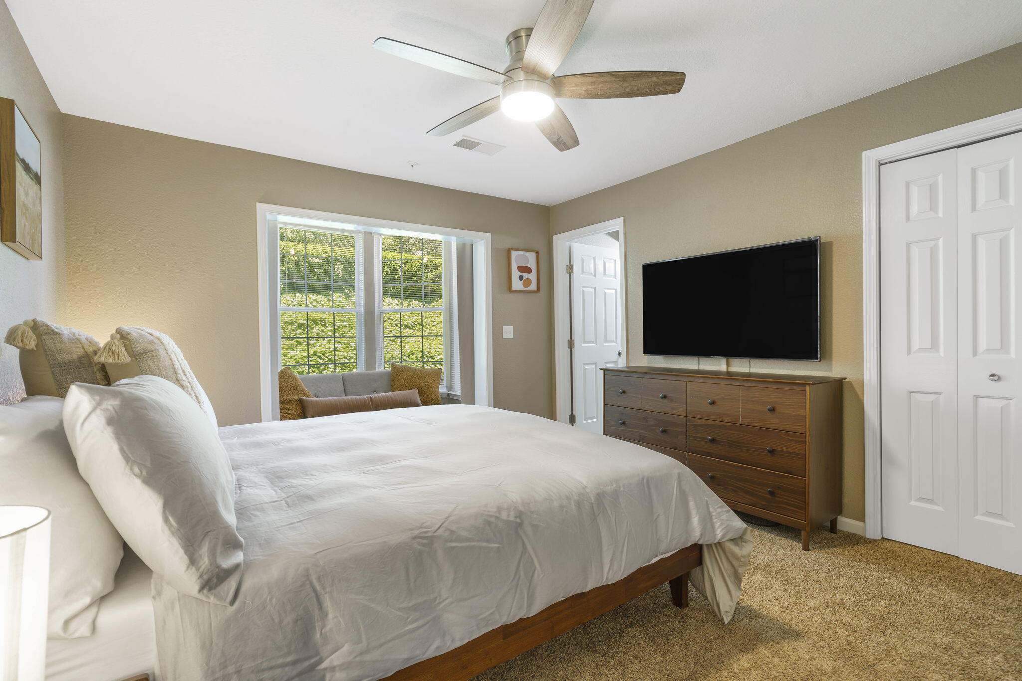 801 Rocky Shores Terrace Property Photo 19
