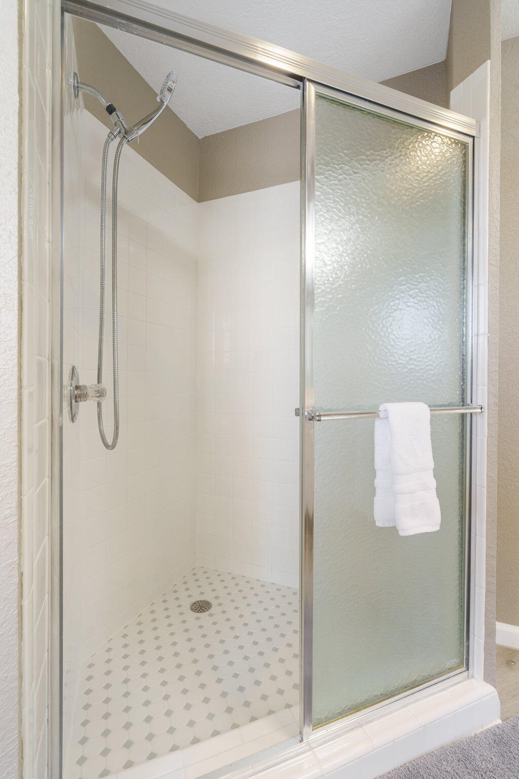 801 Rocky Shores Terrace Property Photo 28