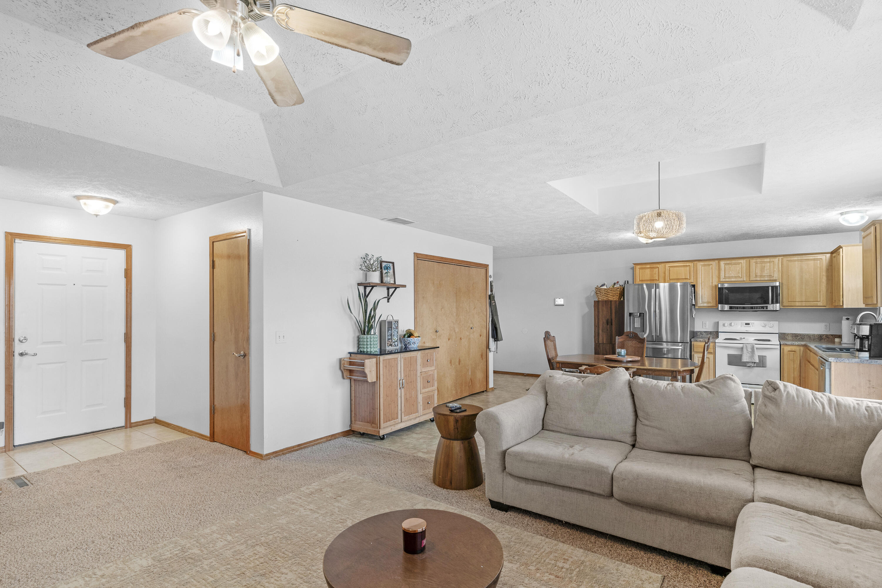 4391 North Farm Road 157 Property Photo 5