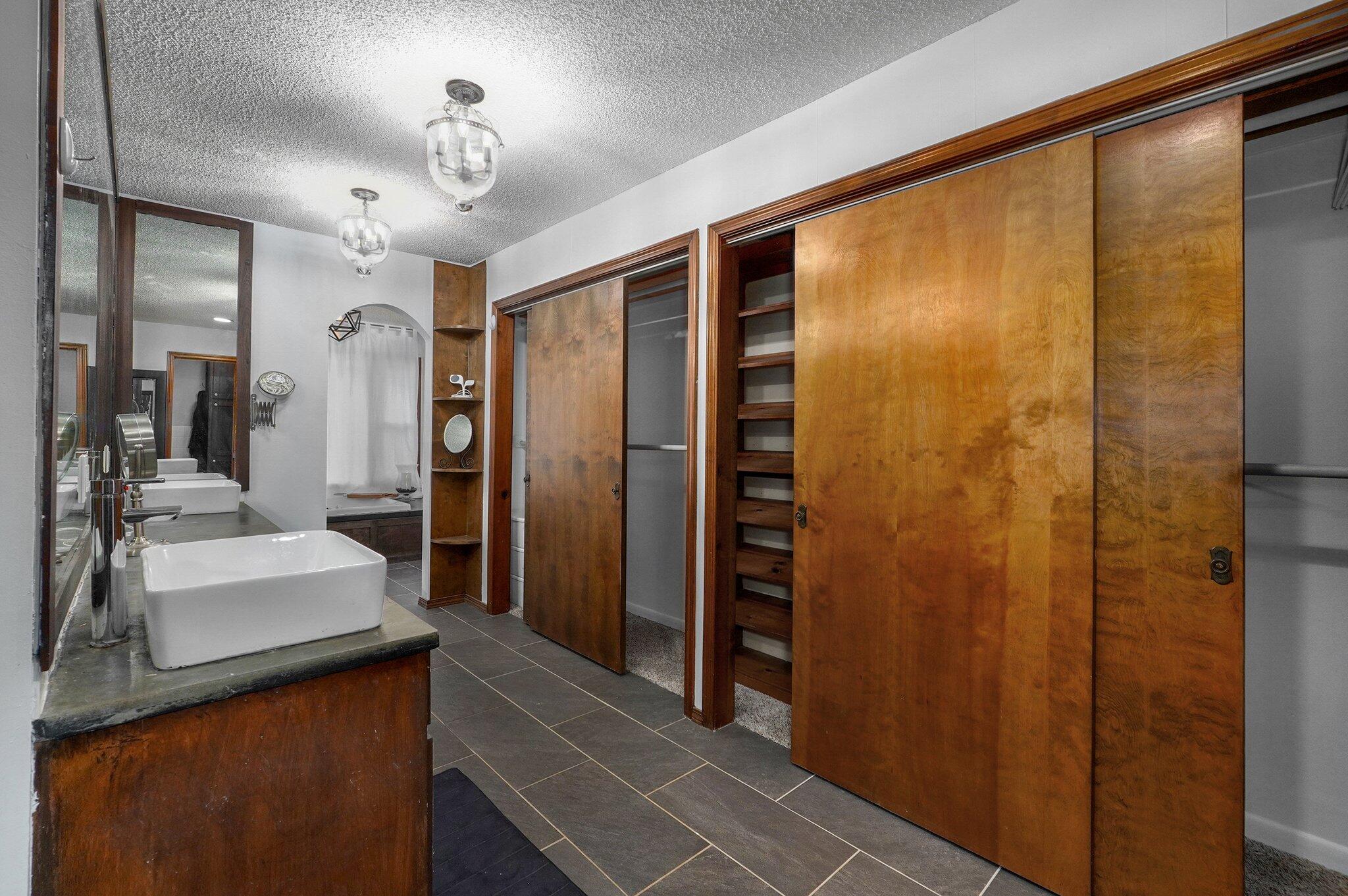 3745 West Maplewood Street Property Photo 35
