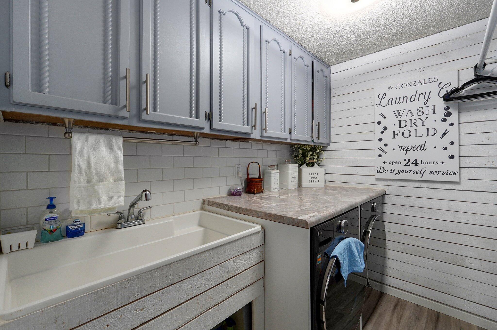 3745 West Maplewood Street Property Photo 43