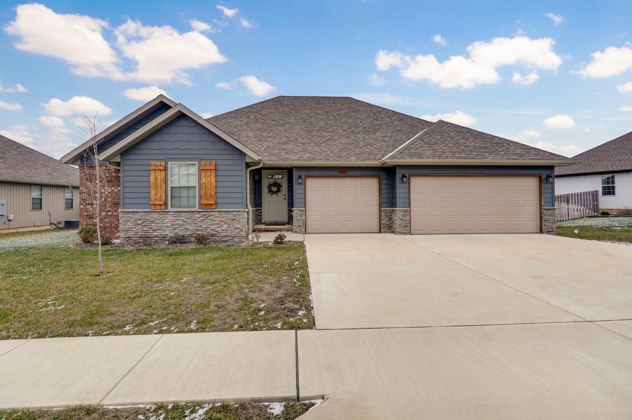 4334 Siena Avenue Property Photo 1
