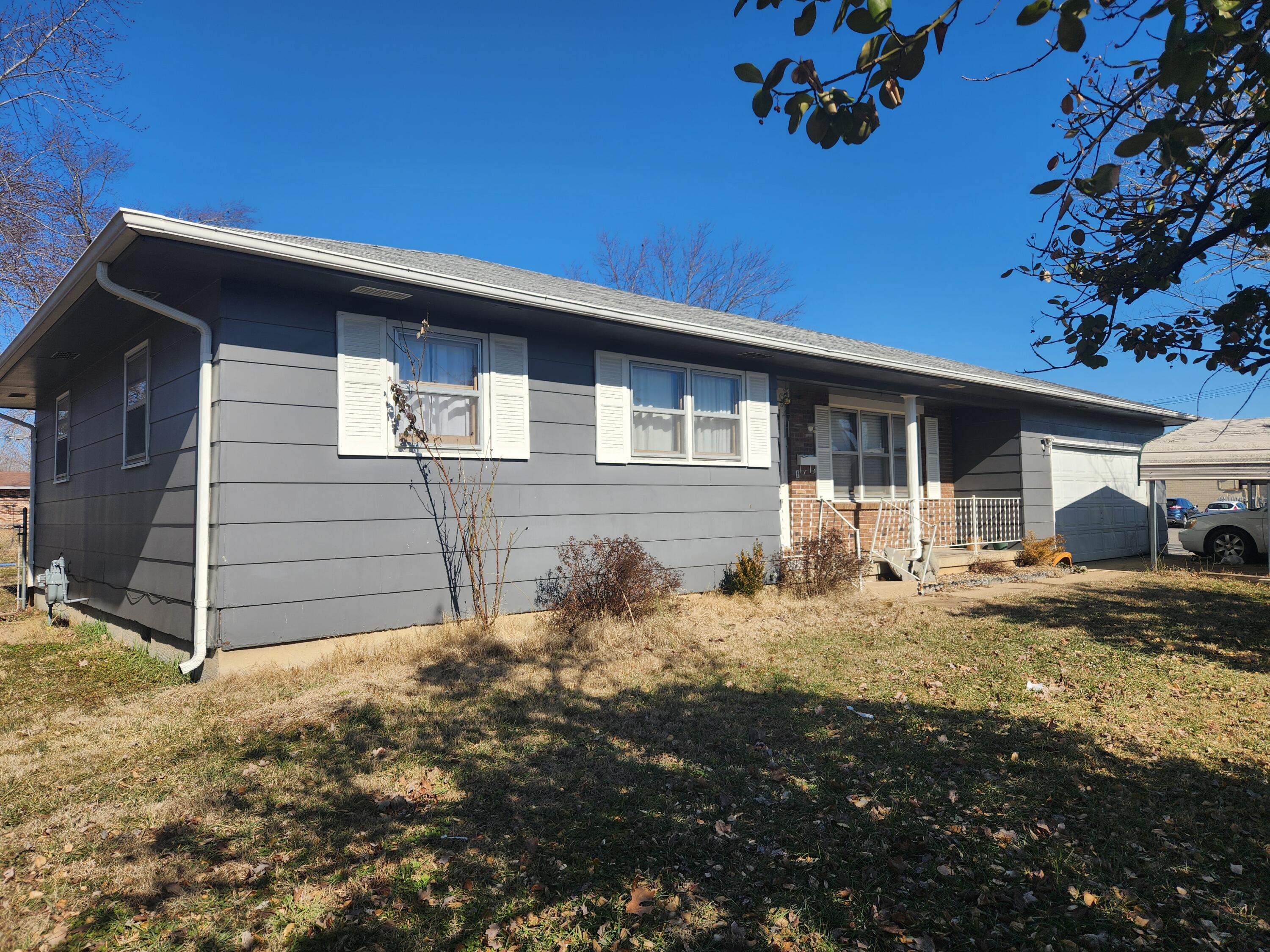 Sunset Terrace Real Estate Listings Main Image