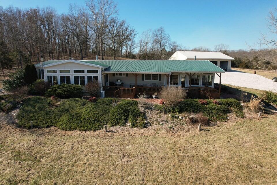 2351 Severs Road Property Photo 5