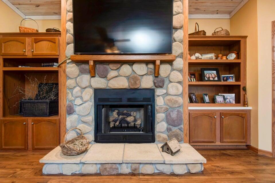 2351 Severs Road Property Photo 21