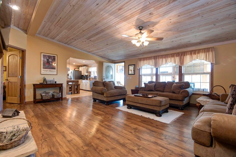 2351 Severs Road Property Photo 22