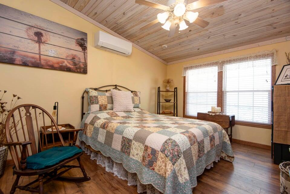 2351 Severs Road Property Photo 26