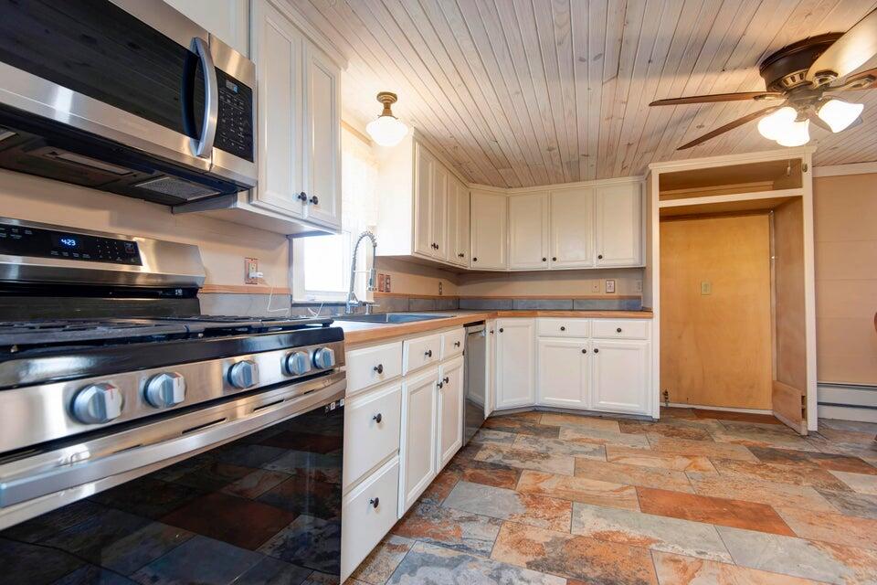 2351 Severs Road Property Photo 55