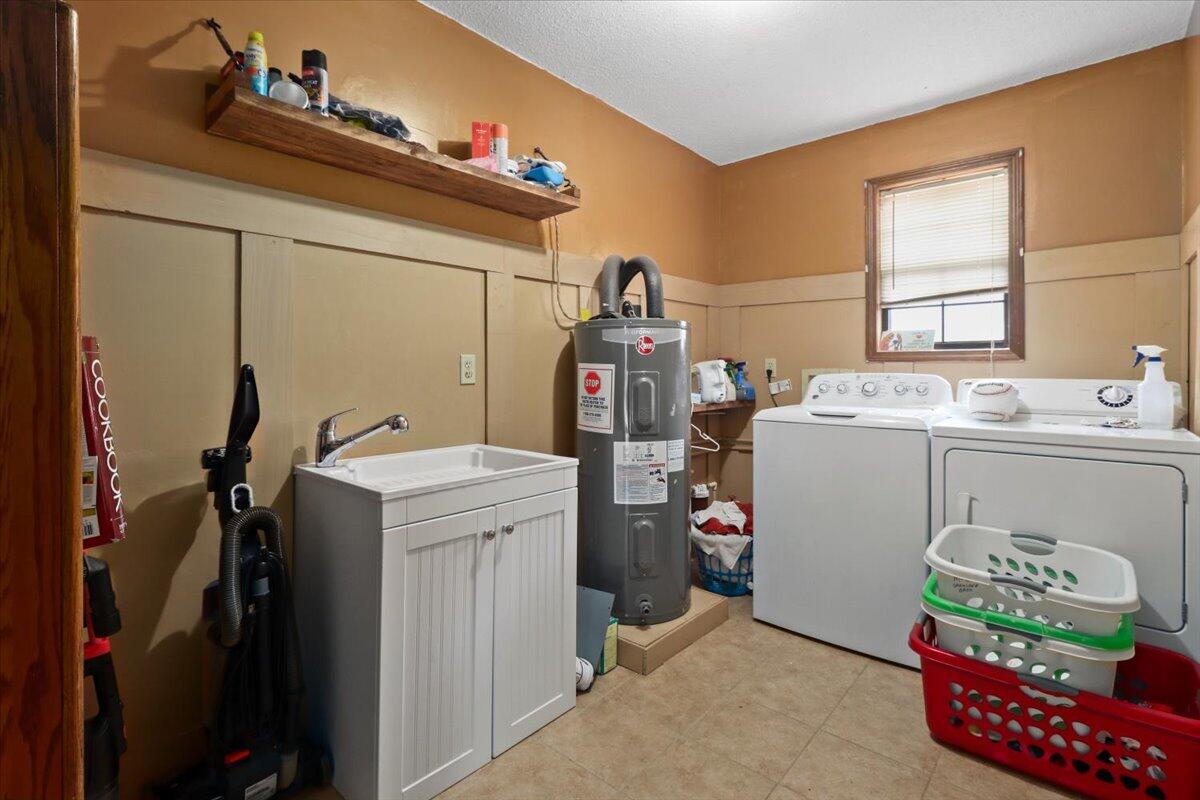 1588 Us Highway 160 Property Photo 12