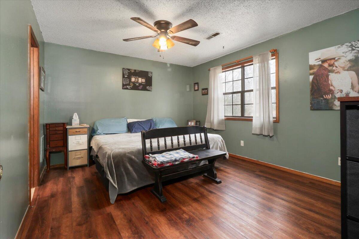 1588 Us Highway 160 Property Photo 14
