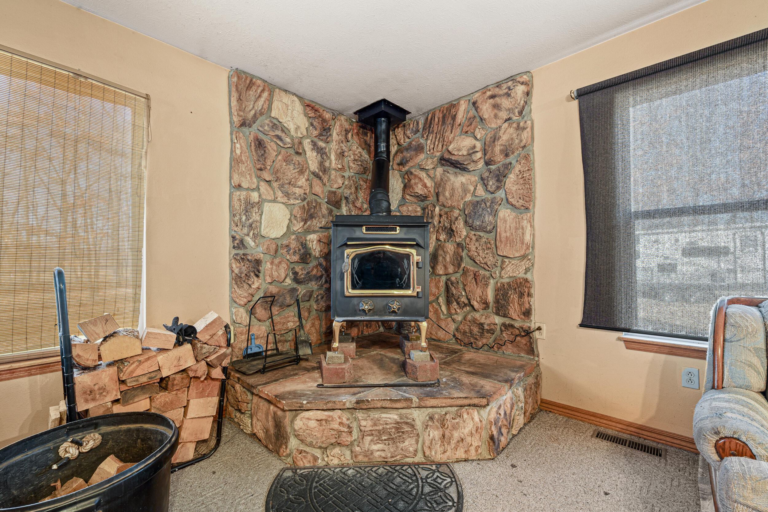 13512 Lawrence 2037 Property Photo 20
