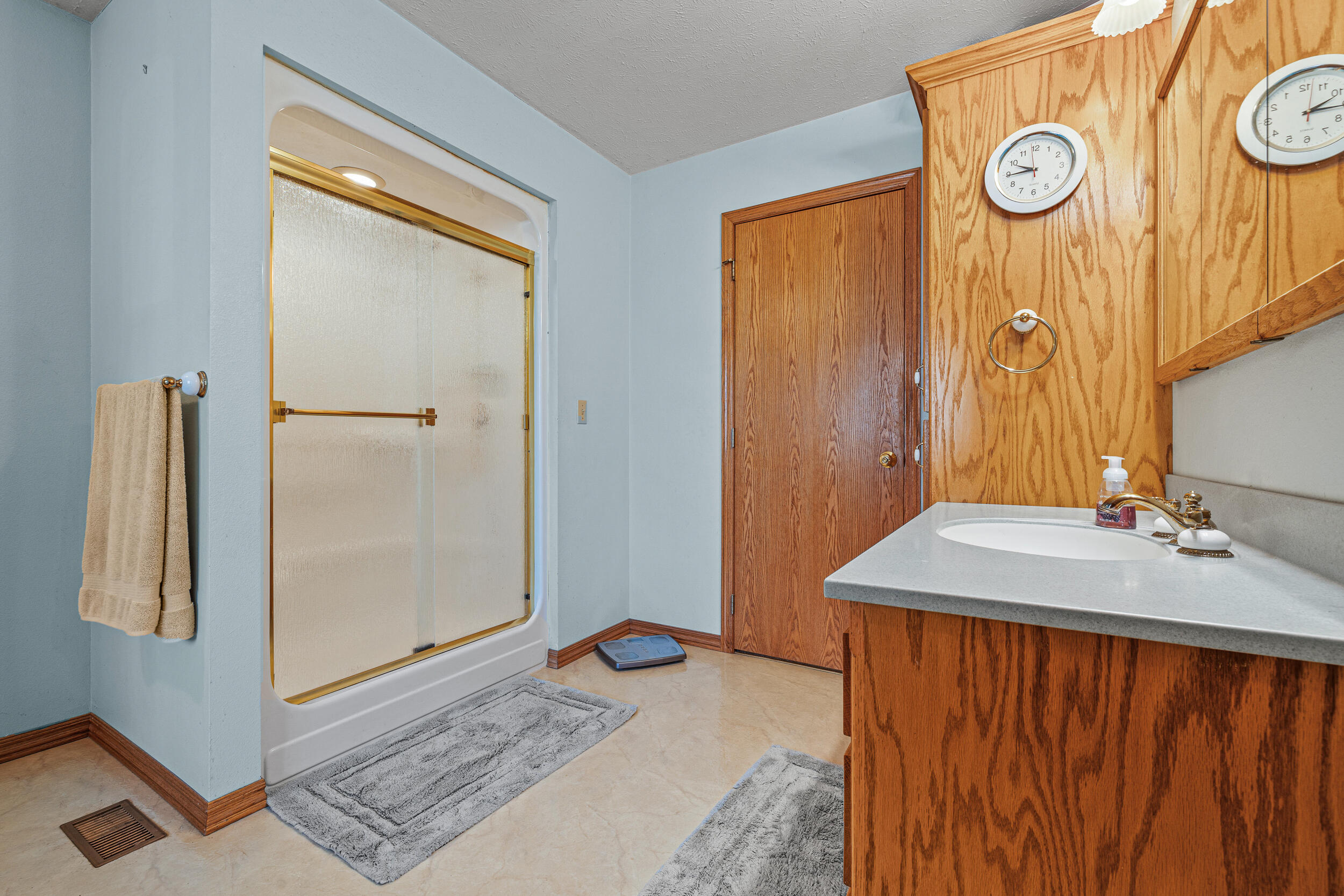 13512 Lawrence 2037 Property Photo 30