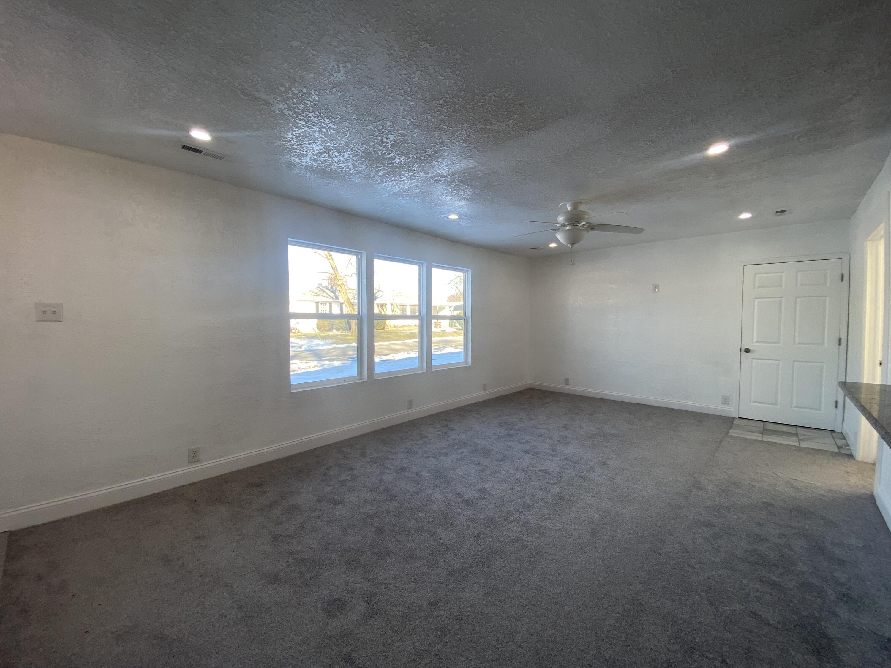 214 East Wilson Street Property Photo 4