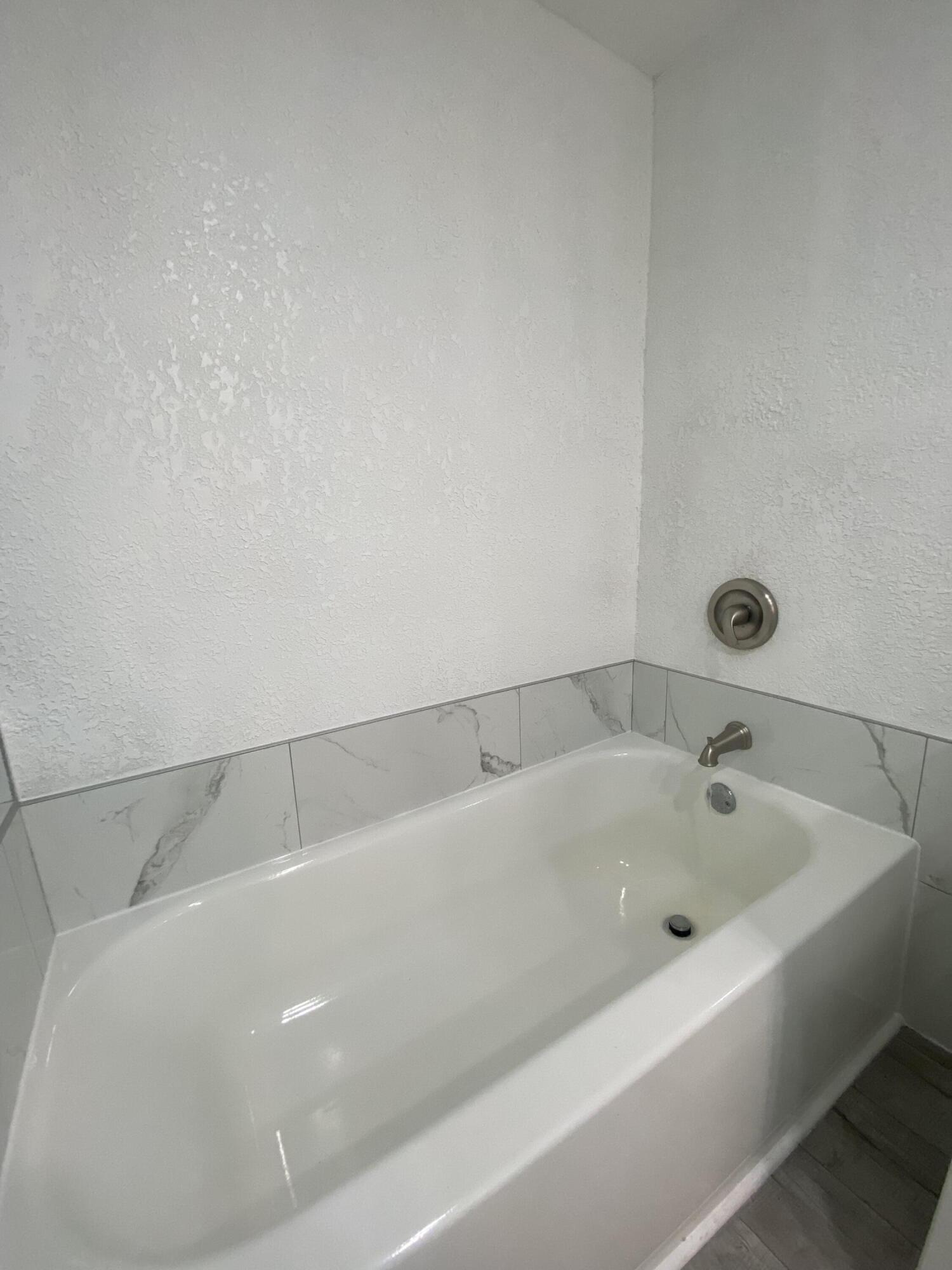 214 East Wilson Street Property Photo 24