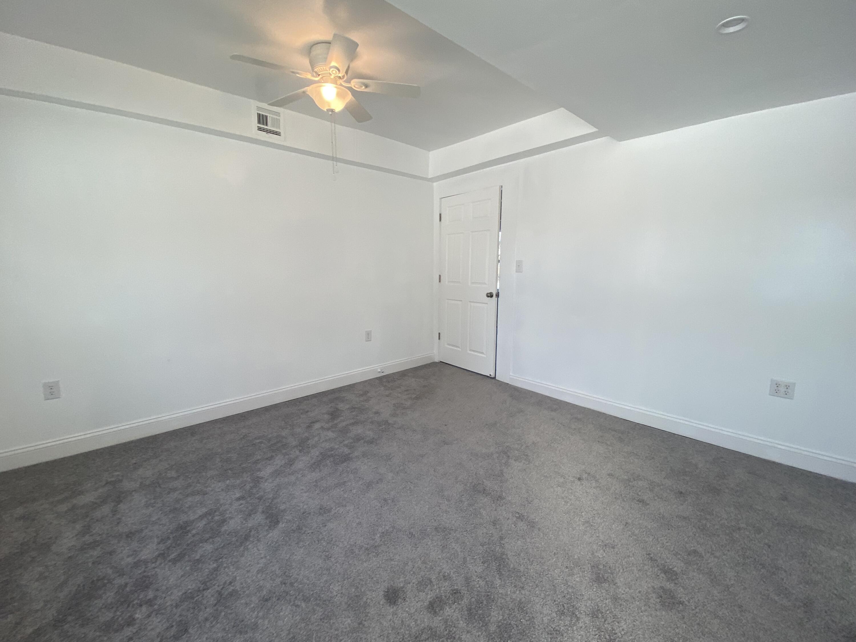 214 East Wilson Street Property Photo 30