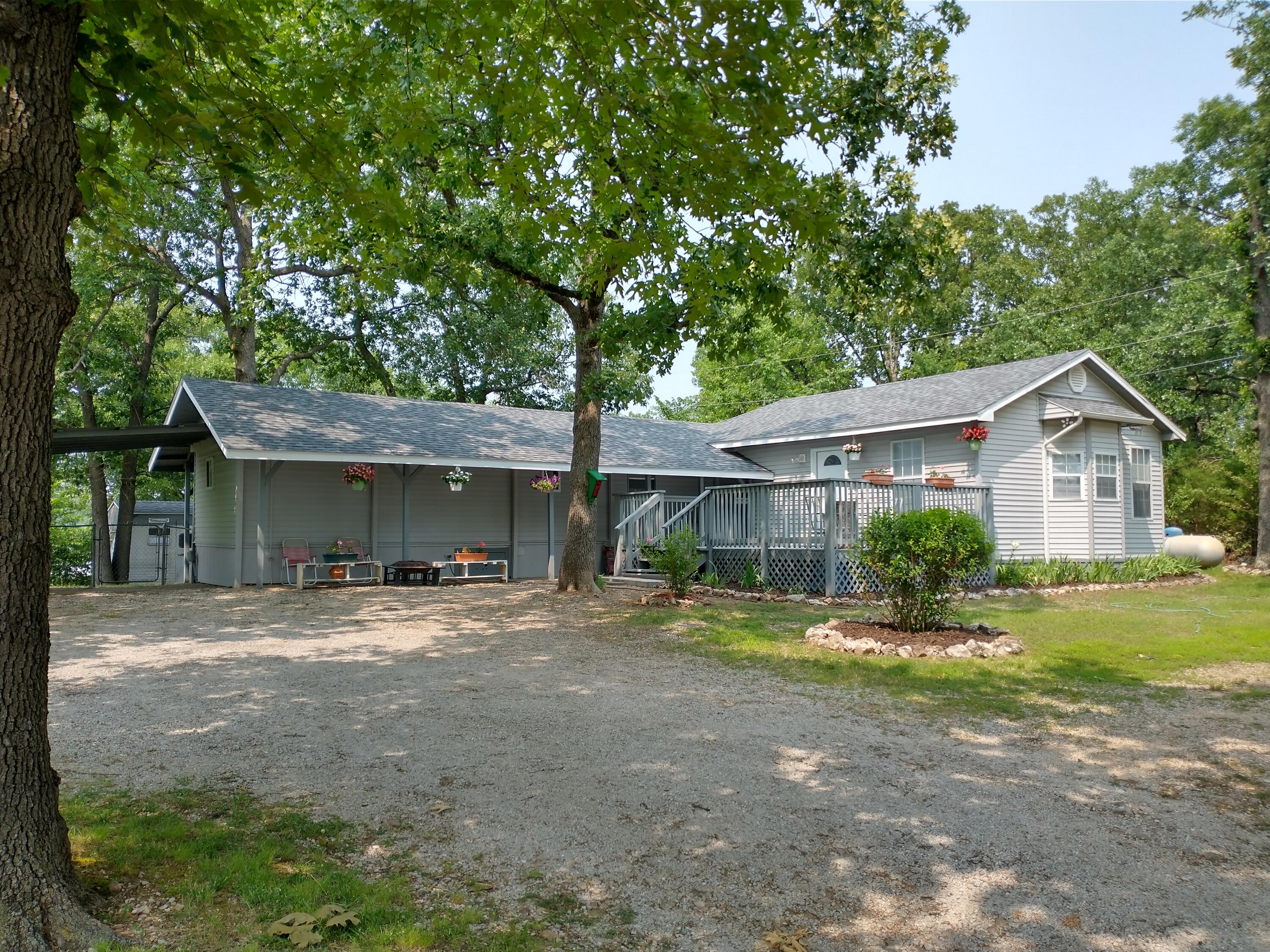 225 Dakota Road Property Photo 1