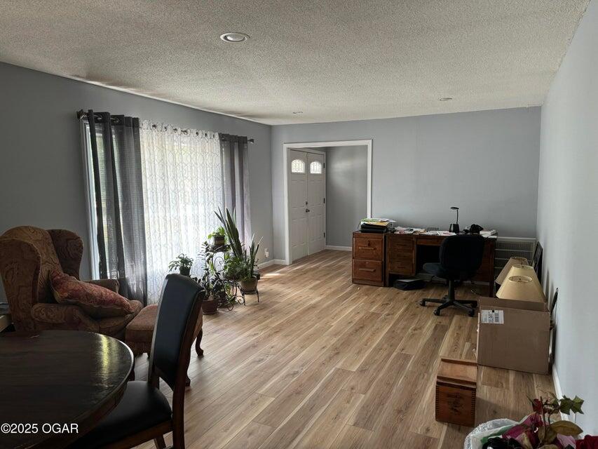 1019 Hawthorne Street Property Photo 5
