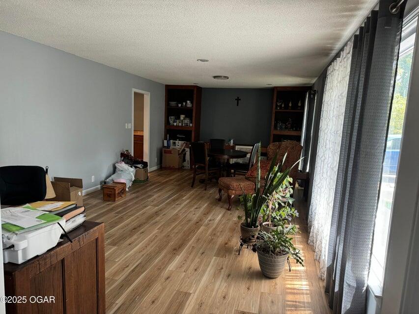 1019 Hawthorne Street Property Photo 7