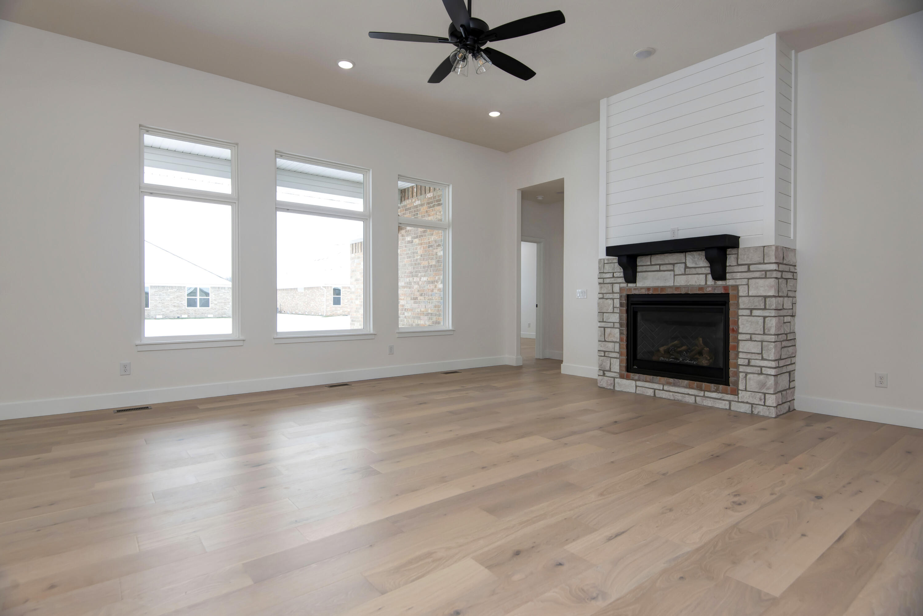 6058 South Canterbury Lane Property Photo 14