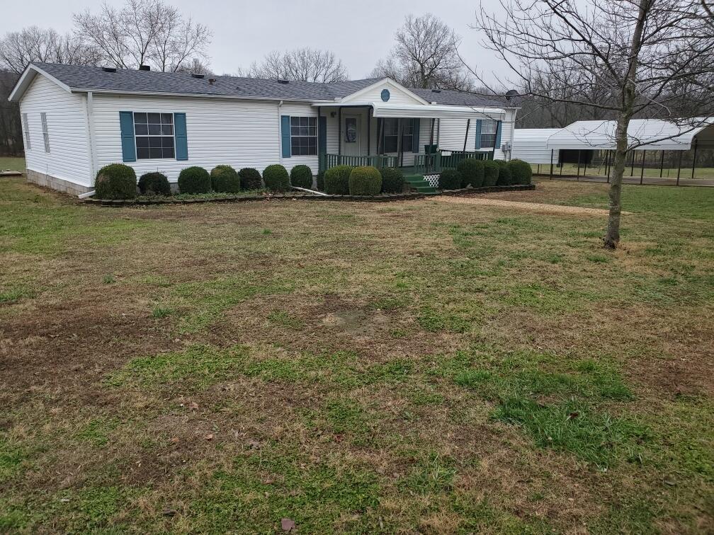 511 West Golubski Avenue Property Photo