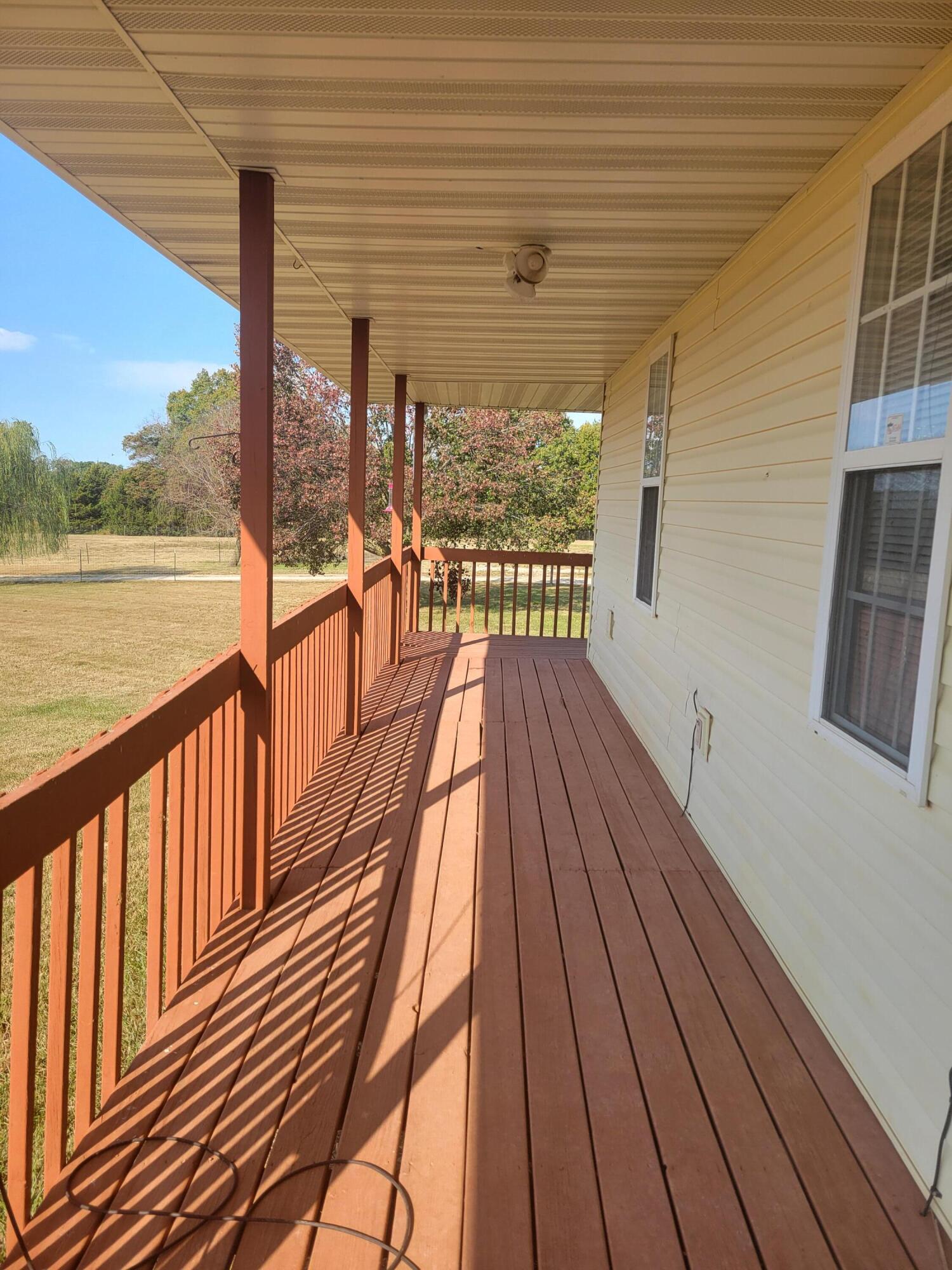 17242 State Hwy 76 Property Photo 5
