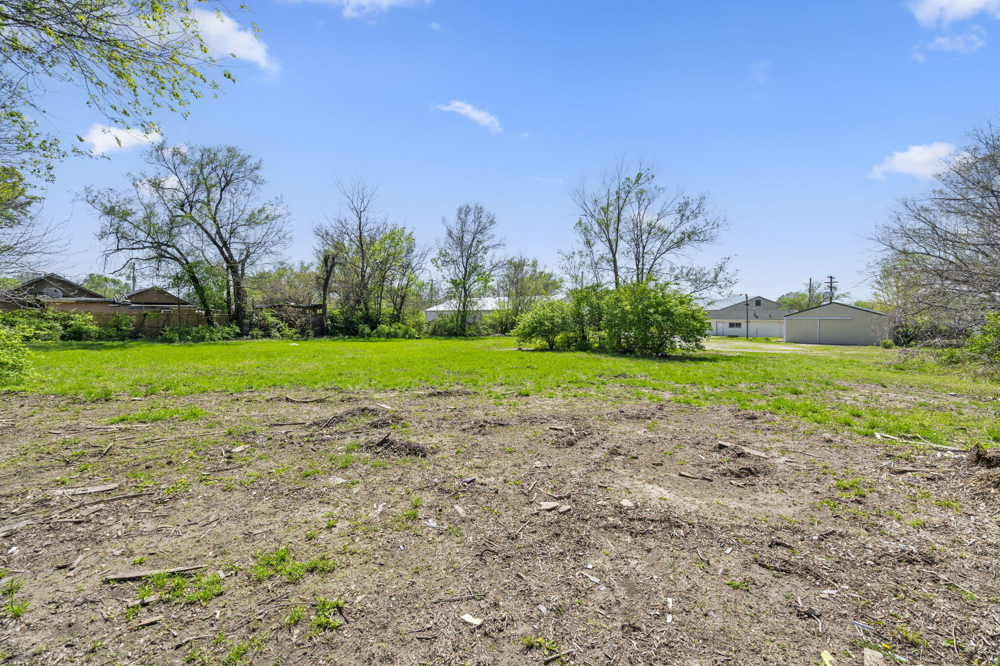 2557 West Olive Street Property Photo 40