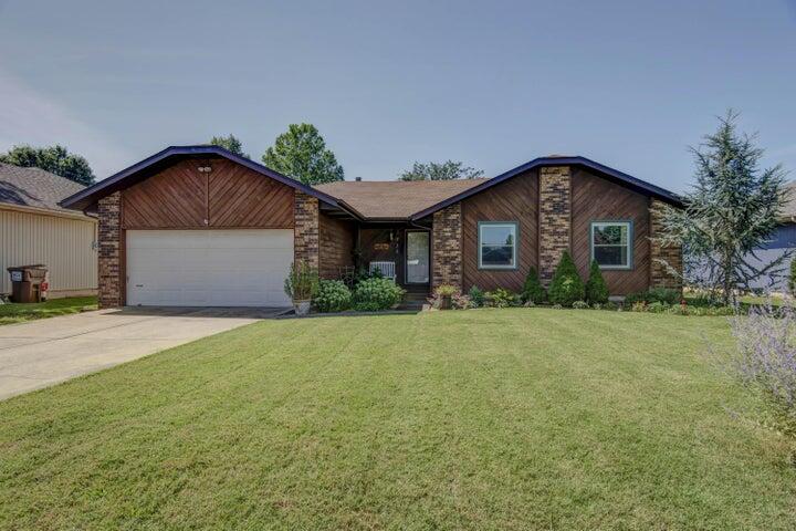3438 West Camelot Street Property Photo 1