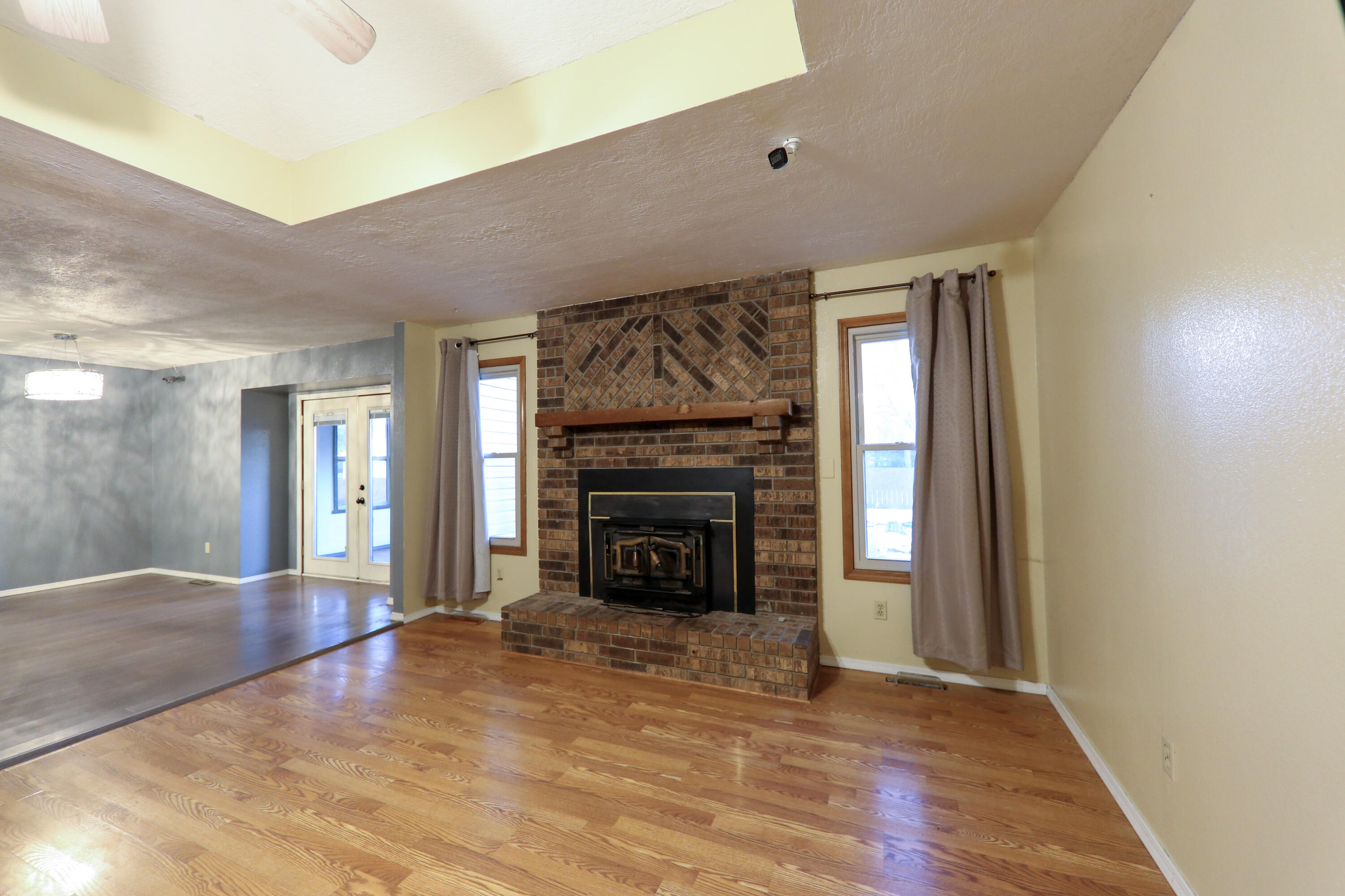 3438 West Camelot Street Property Photo 2