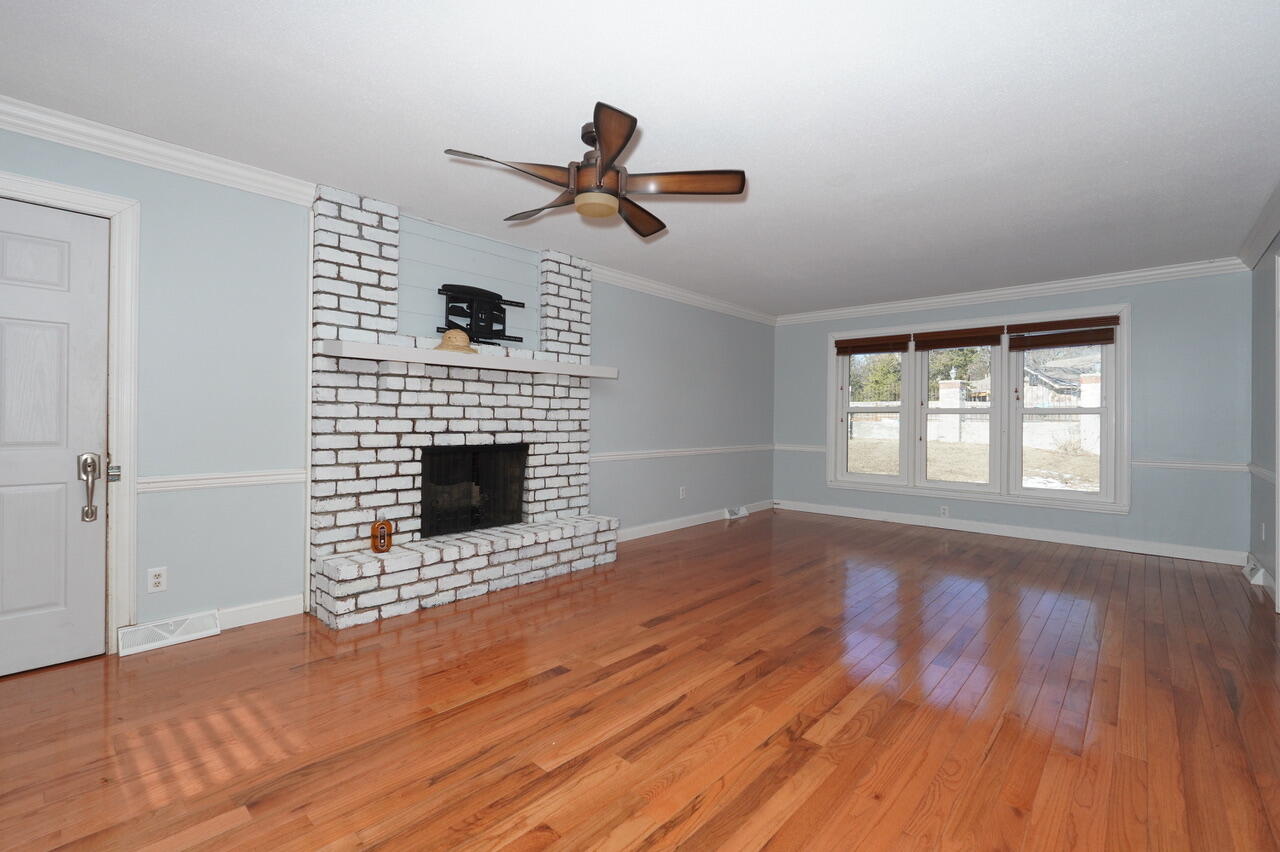 1717 East Sycamore Lane Property Photo 5