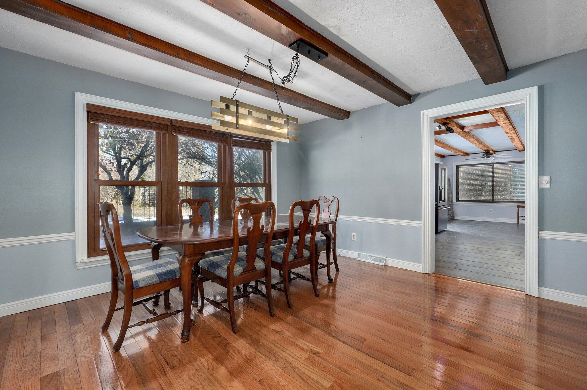 1717 East Sycamore Lane Property Photo 8