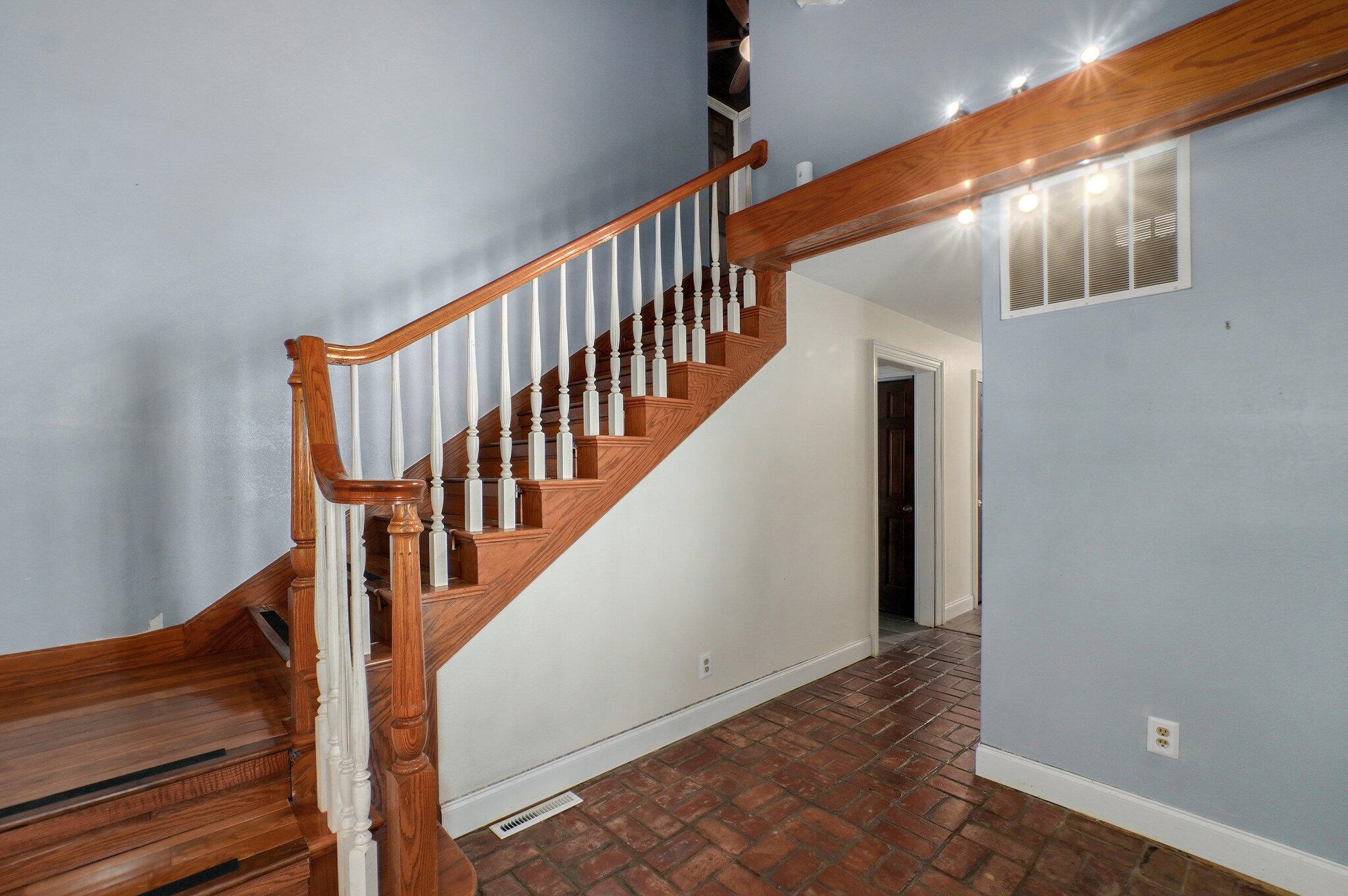 1717 East Sycamore Lane Property Photo 22