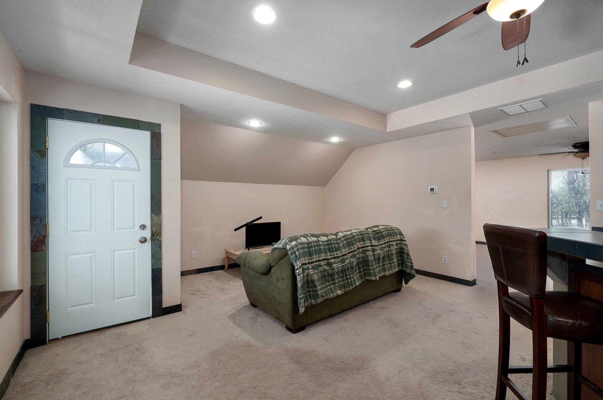 1717 East Sycamore Lane Property Photo 52