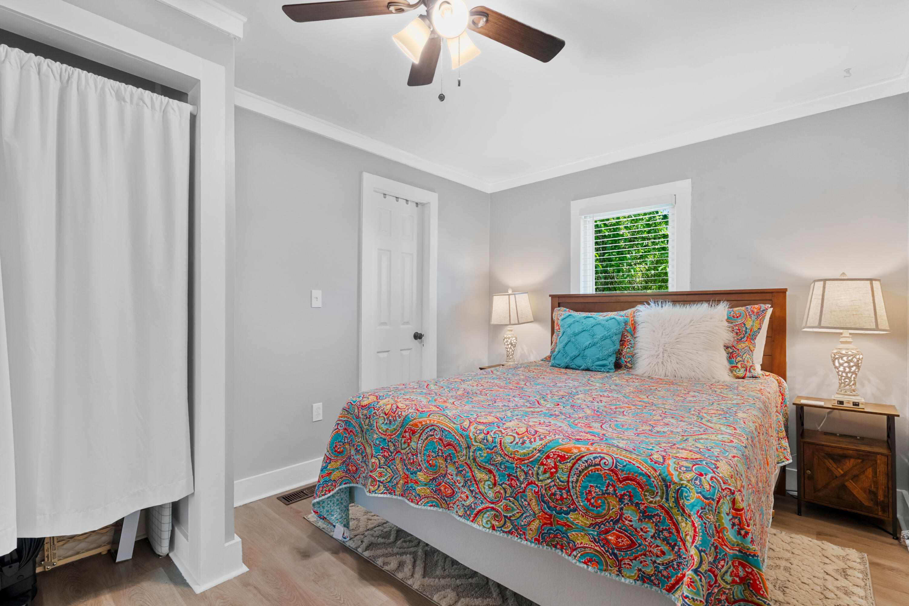 407 West College Street Property Photo 19