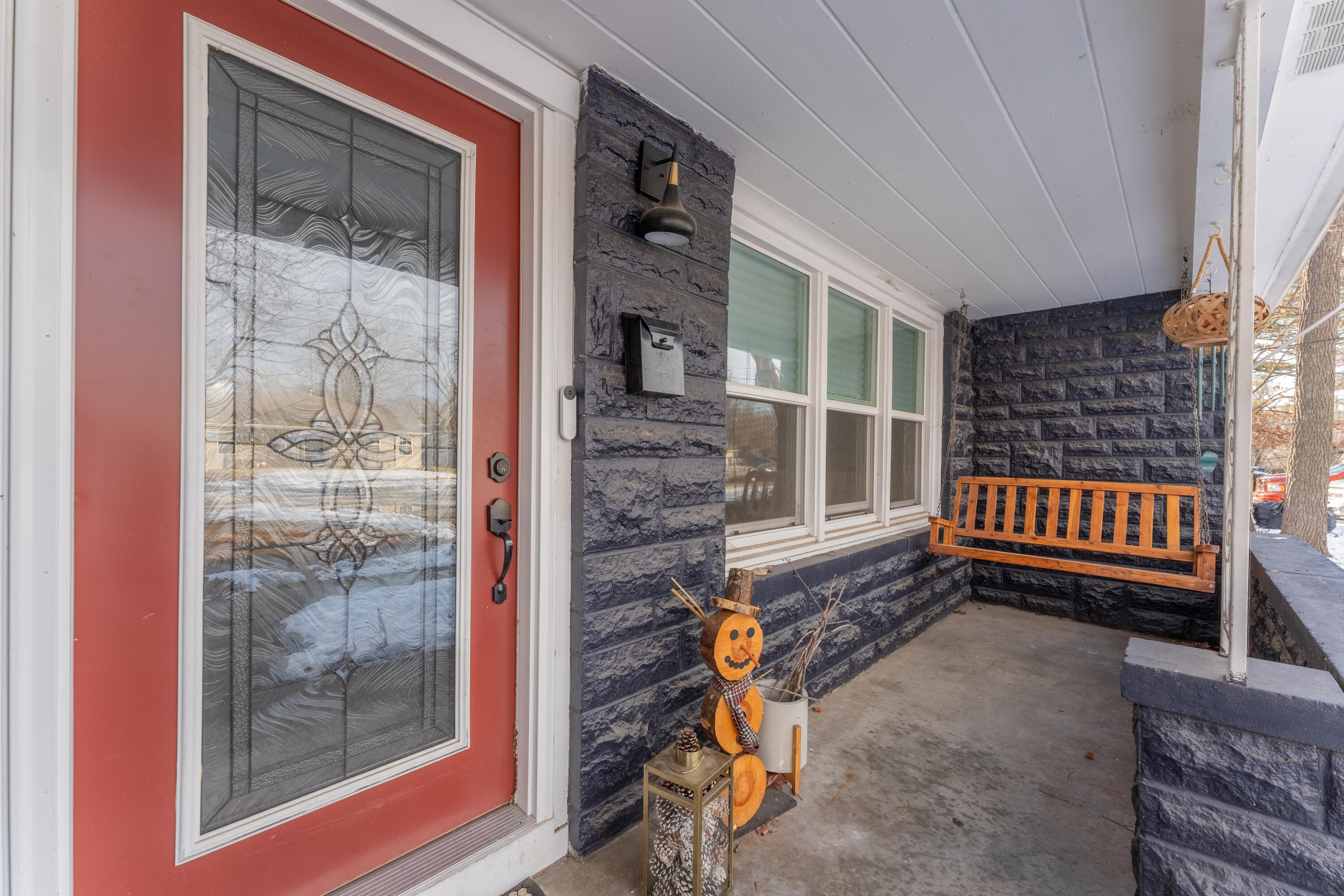 1668 East Madison Street Property Photo 6