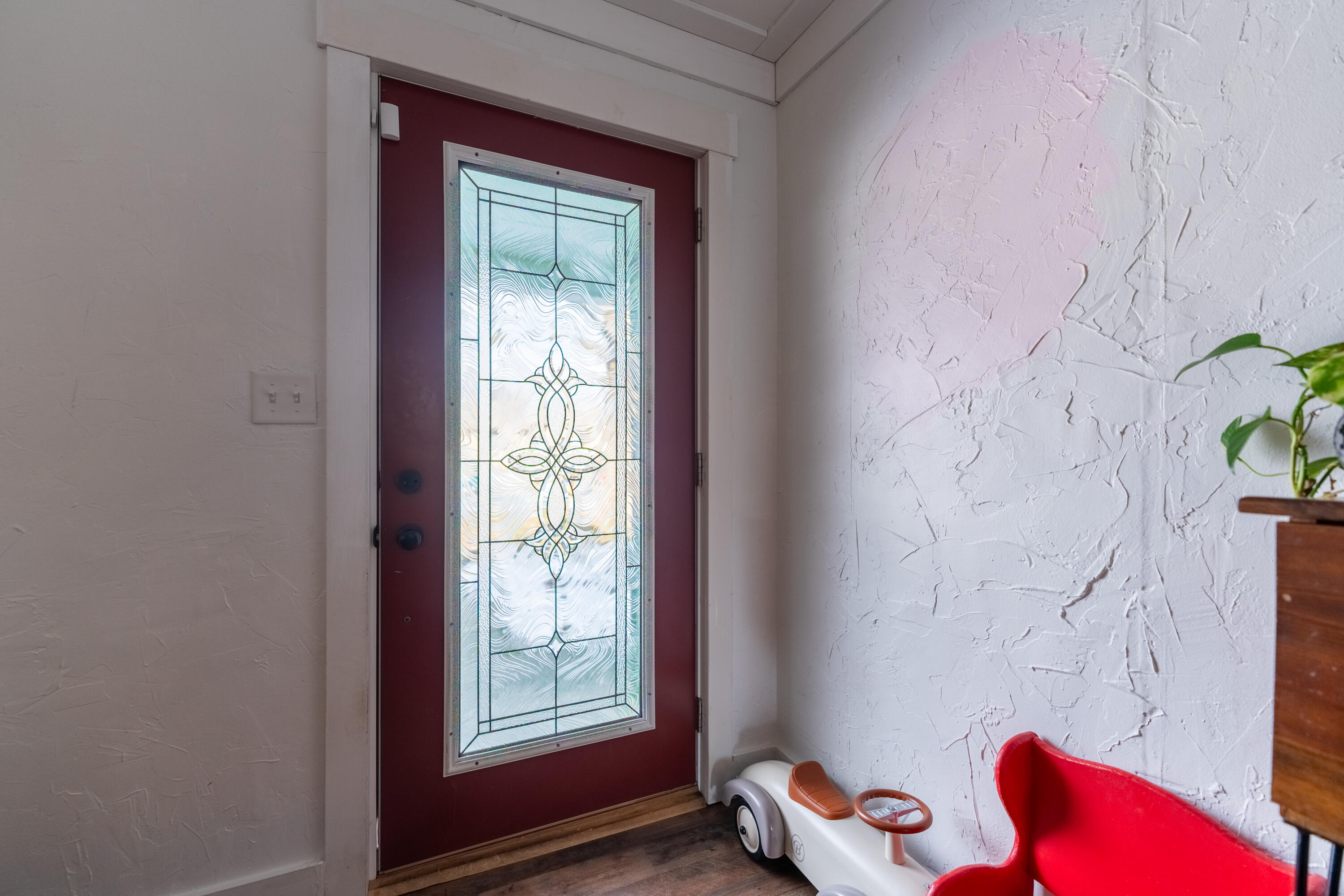 1668 East Madison Street Property Photo 7