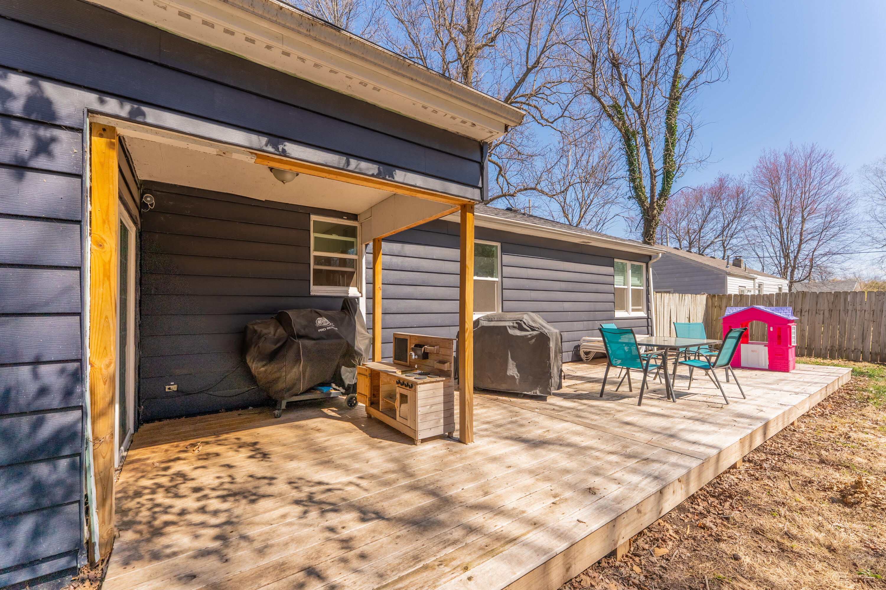 1668 East Madison Street Property Photo 22