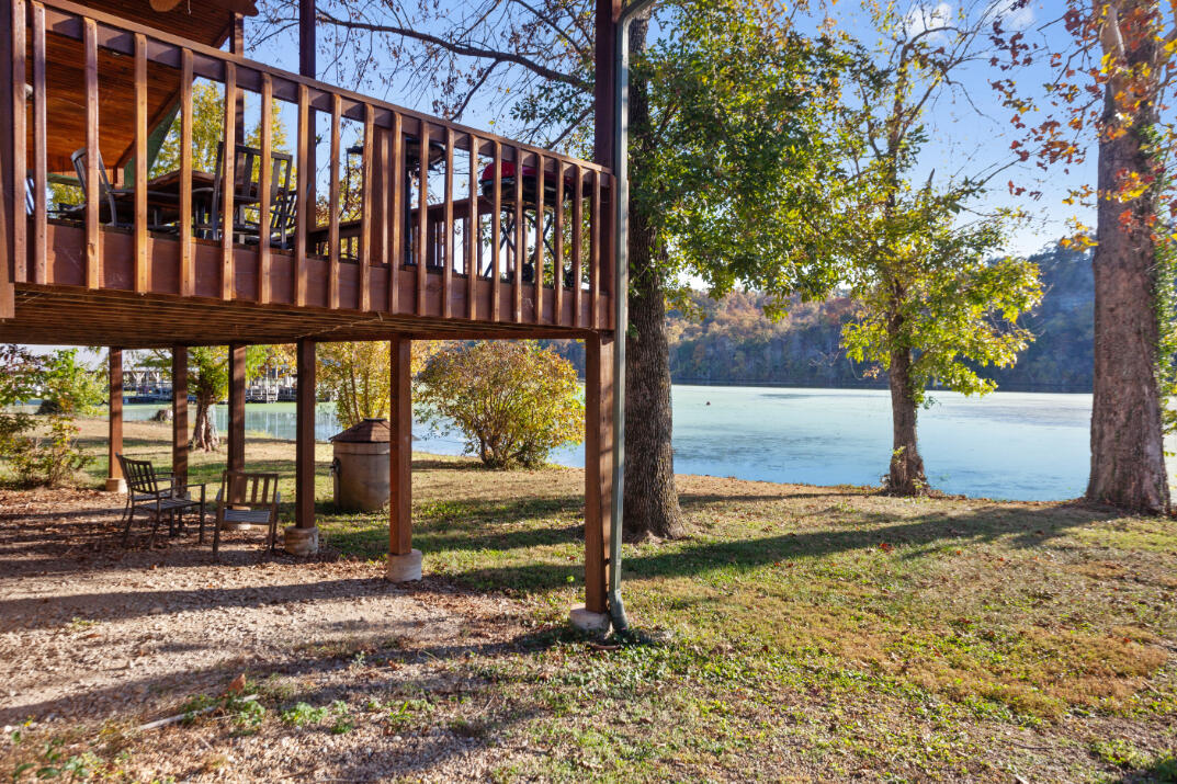 2446 State Highway Y Property Photo 3