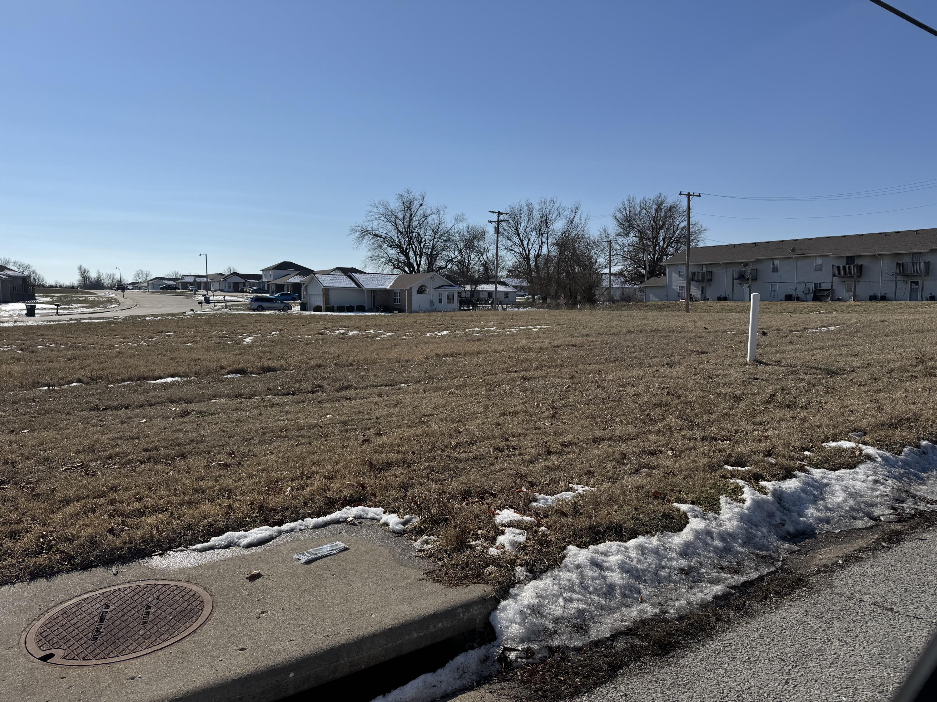 000 West Aldrich Road Property Photo 3