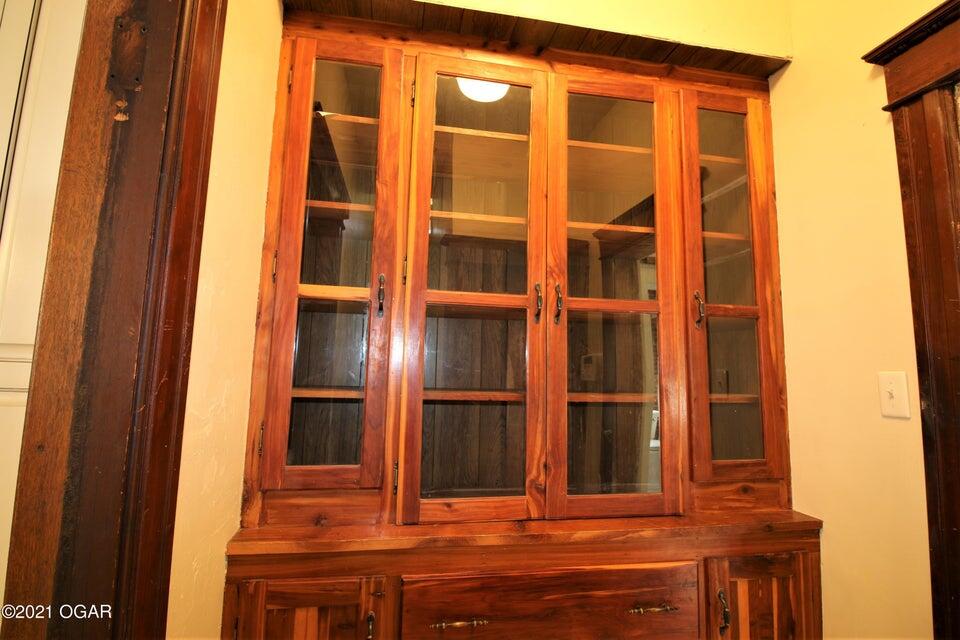 109 South Pine Street Property Photo 5