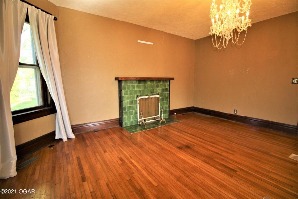 109 South Pine Street Property Photo 7