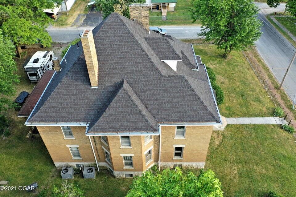 109 South Pine Street Property Photo 12