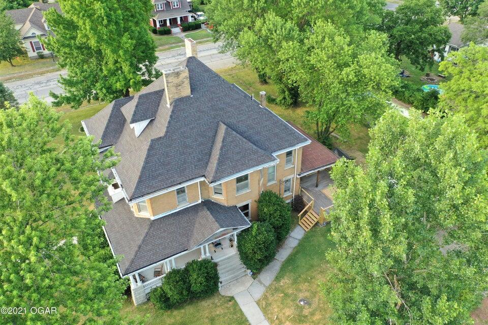 109 South Pine Street Property Photo 14