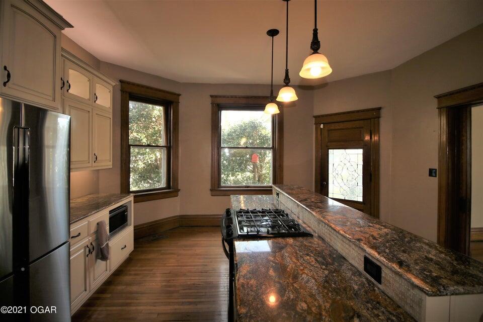 109 South Pine Street Property Photo 26