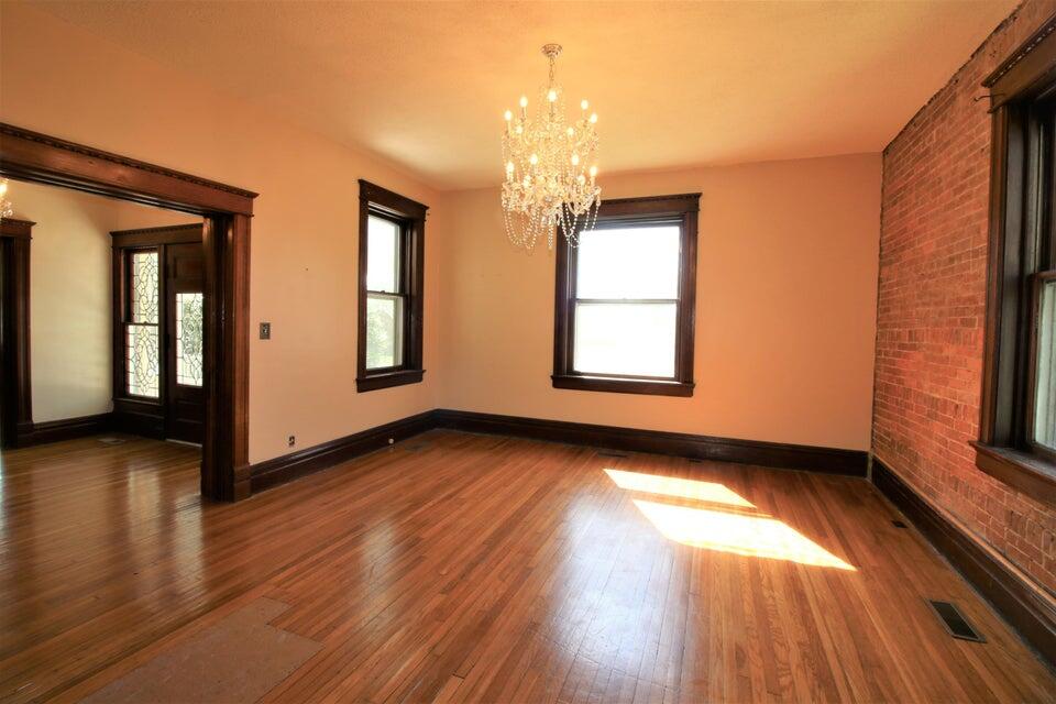 109 South Pine Street Property Photo 35