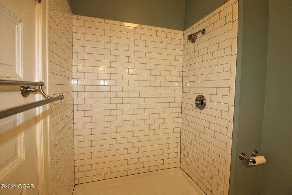 109 South Pine Street Property Photo 45