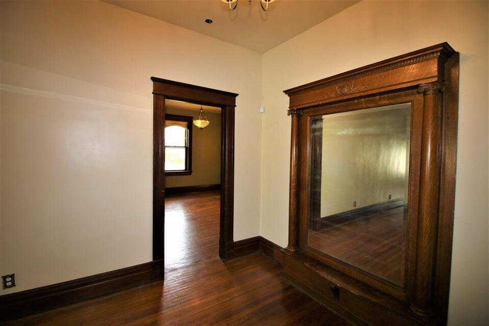 109 South Pine Street Property Photo 47