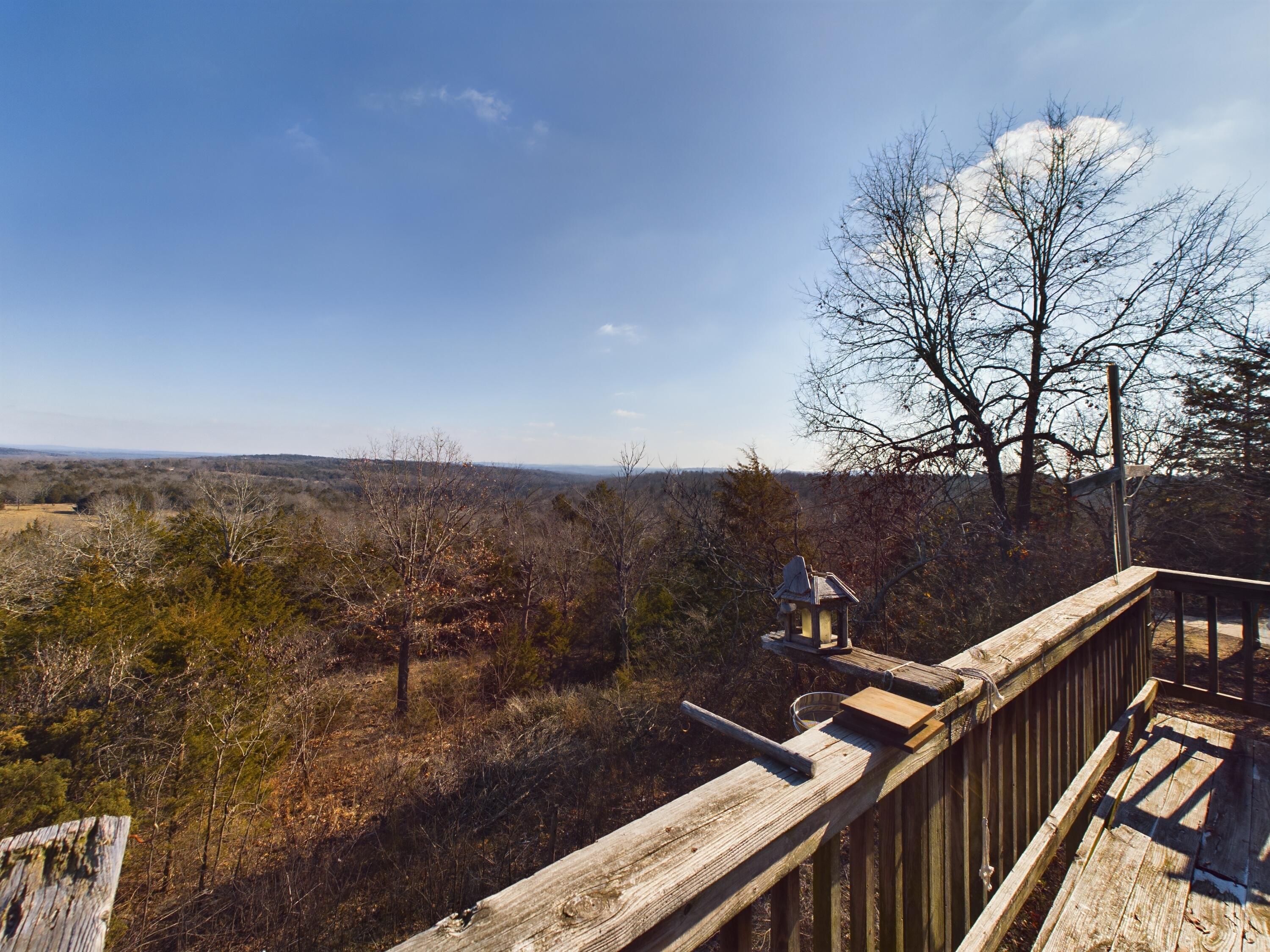 21771 Stonington Road North Property Photo 11