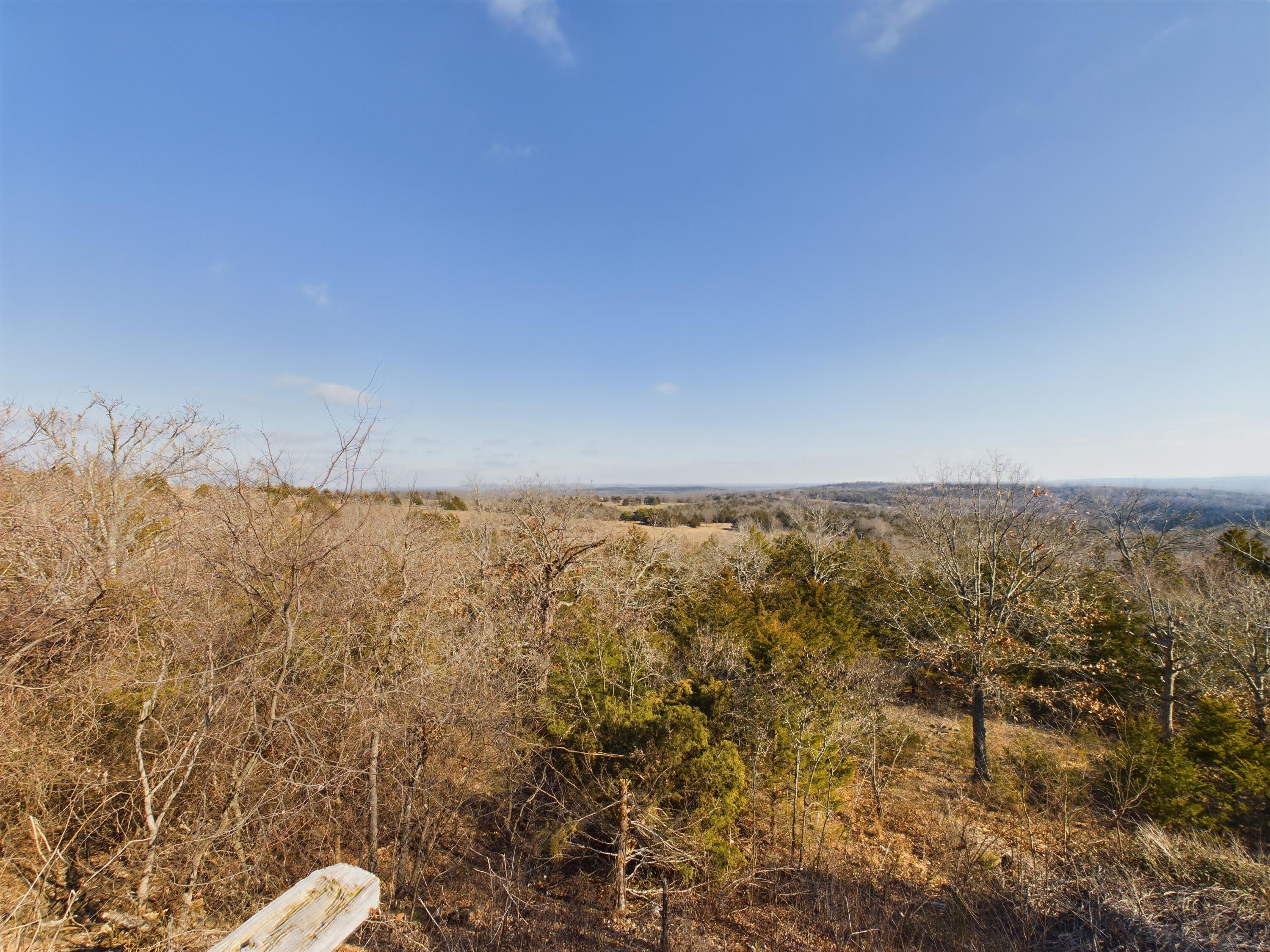 21771 Stonington Road North Property Photo 14
