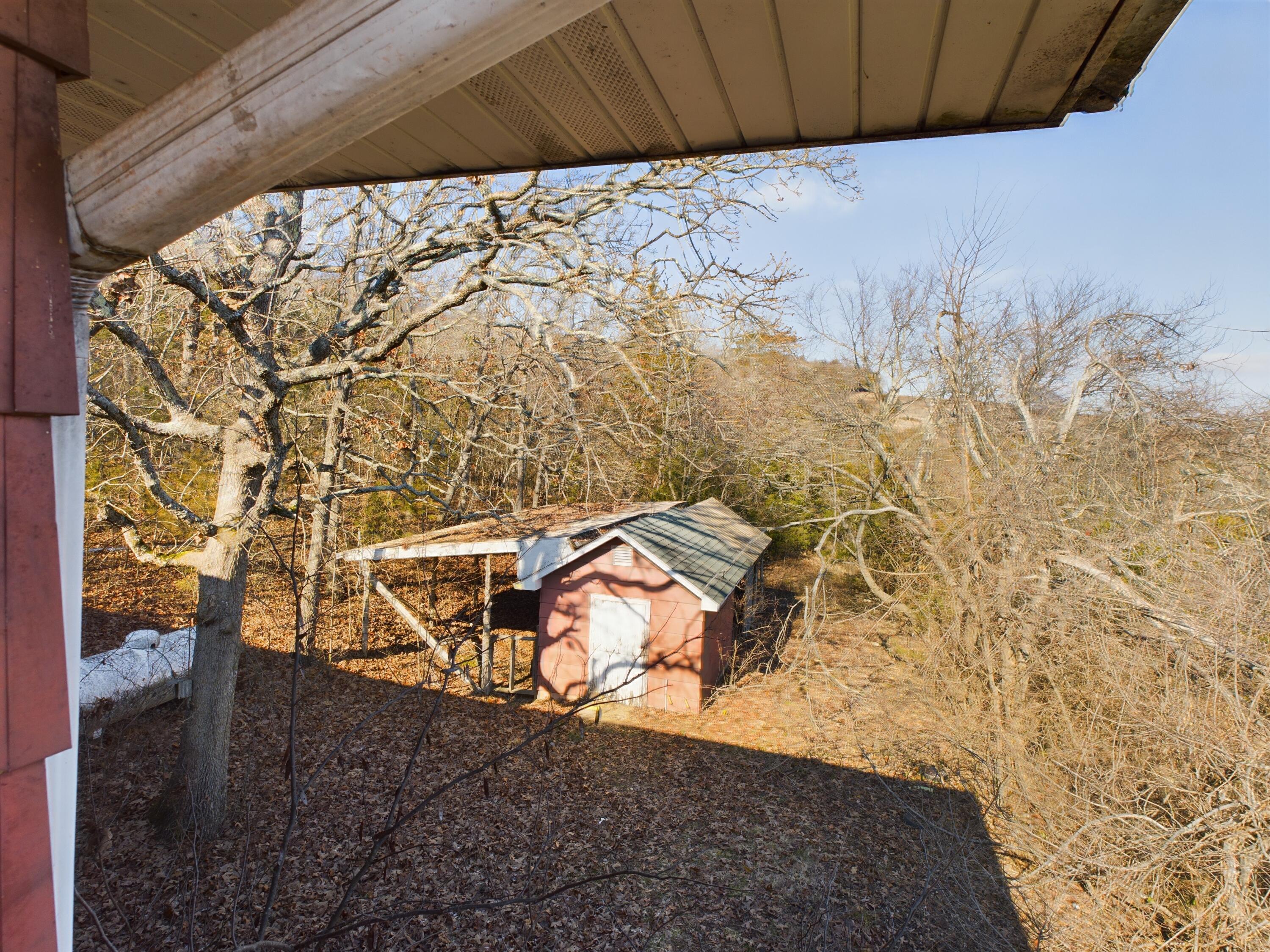 21771 Stonington Road North Property Photo 15