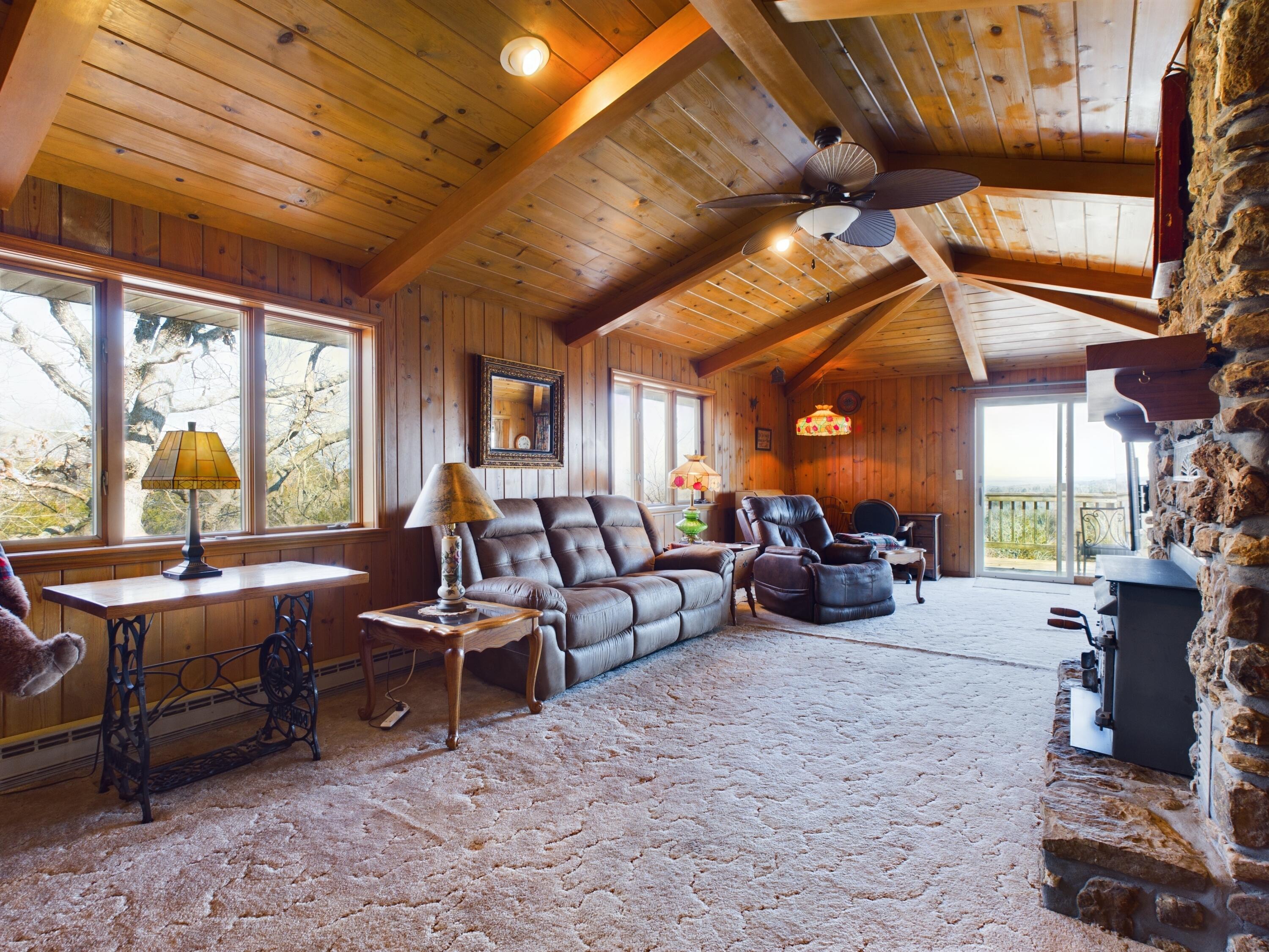 21771 Stonington Road North Property Photo 20